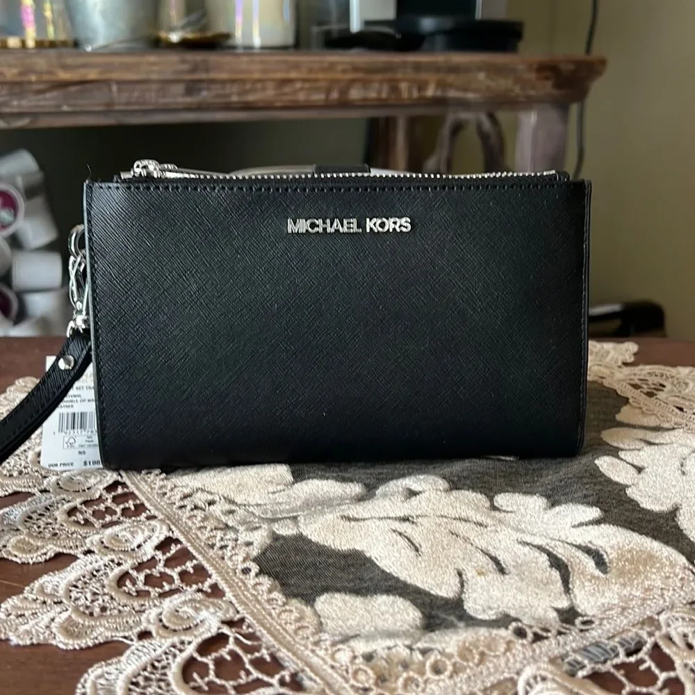 Michael Kors double zipper wallet